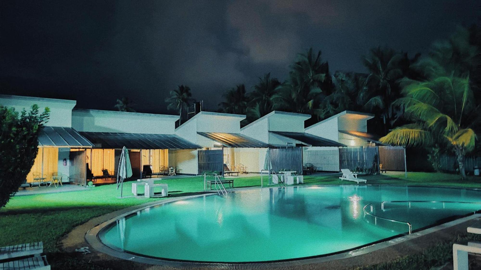Langkah Syabas Beach Resort Kinarut Exteriör bild