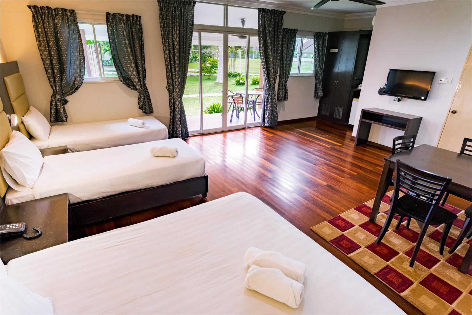 Langkah Syabas Beach Resort Kinarut Exteriör bild