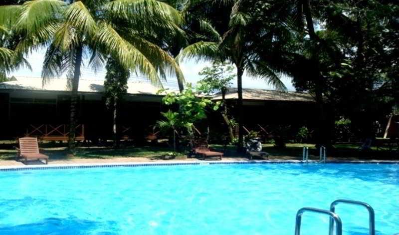 Langkah Syabas Beach Resort Kinarut Exteriör bild